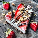 Keto Strawberry Chocolate Cheesecake Bark