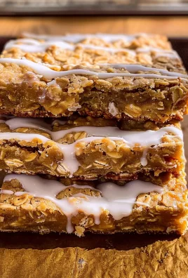 Iced Oatmeal Cookie Bars Recipe
